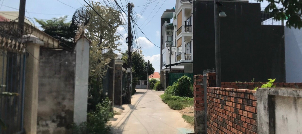 Cần bán nhà tại Hiệp Hòa, Biên Hòa, Đồng Nai. Diện tích 231m2, giá 5,6 tỷ