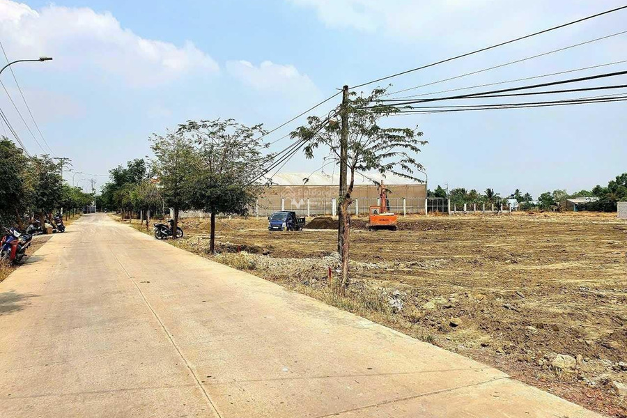 Chính chủ cần bán 150m2 mặt tiền đường Nguyễn Thị Bài, SHR, đường lớn, khu dân cư đông đúc -01