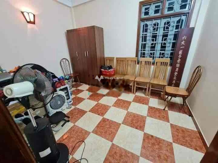 Diện tích chuẩn là 35m2, cho thuê nhà ở tọa lạc ở Nhân Chính, Hà Nội, trong nhà có tổng cộng 5 phòng ngủ thuận tiện di chuyển-01