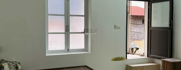 Vị trí mặt tiền tọa lạc ở Phố Huế, Hai Bà Trưng cho thuê nhà thuê ngay với giá bàn giao 8.5 triệu/tháng, 2 WC-03