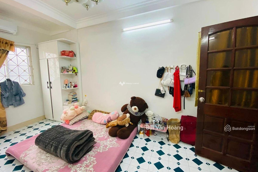Diện tích 30m2 bán nhà ở Bên trong Đống Đa, Hà Nội trong nhà tổng quan gồm có 3 phòng ngủ 4 WC liên hệ trực tiếp để được tư vấn-01