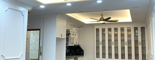 Giá chỉ 4.7 tỷ bán căn hộ với diện tích khoảng 106.5m2 vị trí trung tâm Tố Hữu, Nam Từ Liêm-03