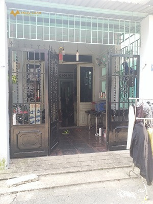 Bán nhanh căn nhà cấp 4 hẻm 412 đường Lê Hồng Phong