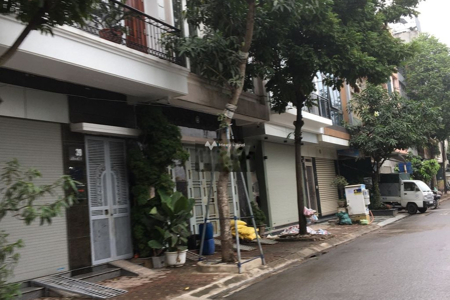 Gia đình đang cho thuê nhà vị trí thuận tiện ngay tại Phùng Hưng, Hà Đông, giá thuê mua liền 18 triệu/tháng diện tích sàn là 75m2 cực kì tiềm năng-01