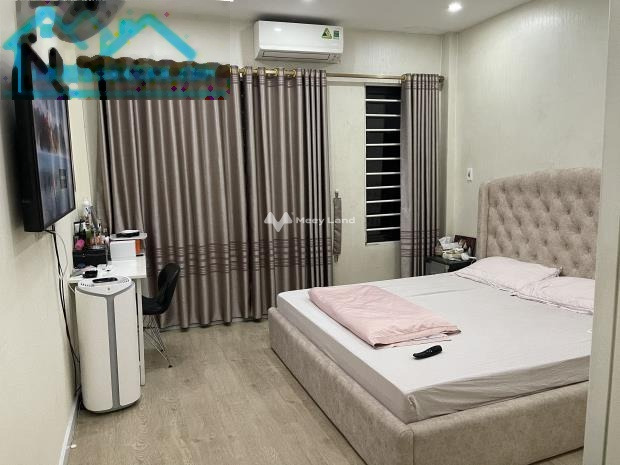 Cho thuê nhà vị trí mặt tiền tọa lạc ngay trên Long Biên, Hà Nội, giá thuê mua ngay 8 triệu/tháng có diện tích quy ước 50m2, nhà có 1 phòng ngủ-01