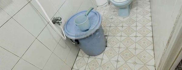 Nhà Nguyên Căn Đường Âu Dương Lân,P3Q8 DT 4,5mx8m, 1 Lầu,2 PN,2 WC -02