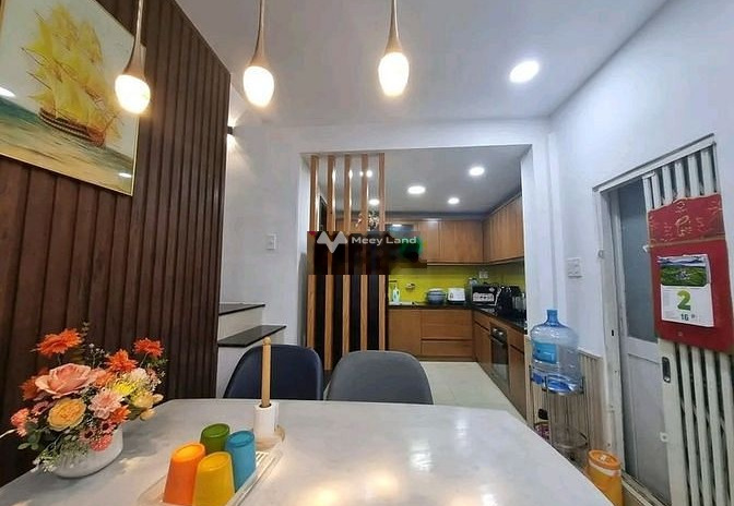 Bán căn hộ diện tích chung 70m2 vị trí thuận tiện ngay tại Phường 14, Gò Vấp bán ngay với giá cực tốt chỉ 1.02 tỷ