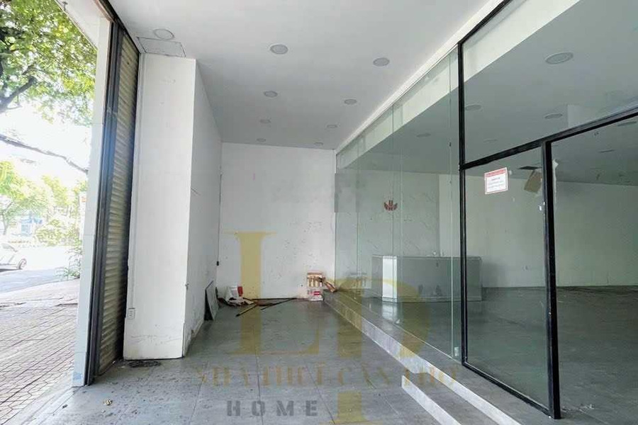 Cho thuê nhà trệt trống suốt mặt tiền ngang rộng 10m gần Vincom Xuân Khánh, giá 120 triệu/th -01