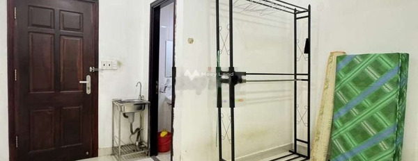Phòng 18m2-2,8tr máy lạnh, toilet, thang máy, 24/24 ngay KCX Tân Thuận -02