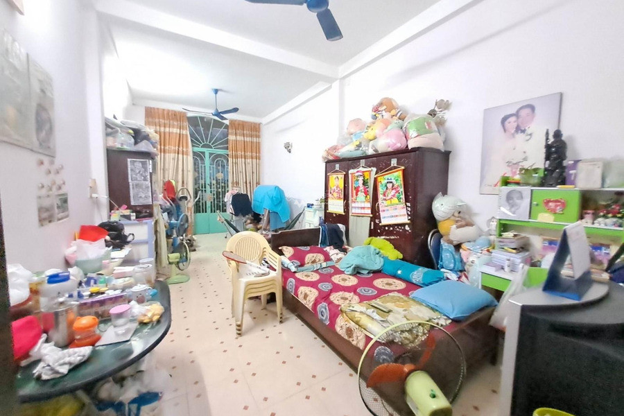 Ngôi nhà có tất cả 4 phòng ngủ bán nhà giá bán đề xuất 12.4 tỷ diện tích chuẩn 80m2 vị trí đẹp tọa lạc gần Phường 11, Hồ Chí Minh-01