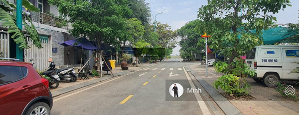 Bán đất diện tích vừa phải 100m2 vị trí tốt ở Quận 2, Hồ Chí Minh-03