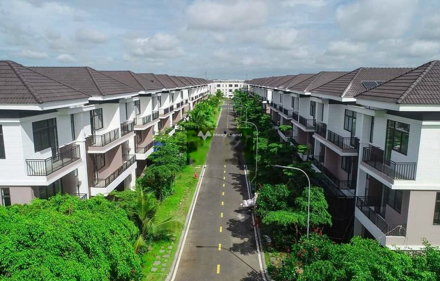 Cho thuê shophouse biệt thự Phúc An City Đức Hòa 8tr -01