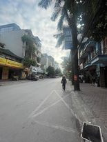 DT 45m2 bán nhà ở vị trí đặt tọa lạc ở Quang Trung, Hà Nội nhà nhìn chung có 4 PN đường thông thoáng rộng 8 m khách có thiện chí liên hệ ngay.-03