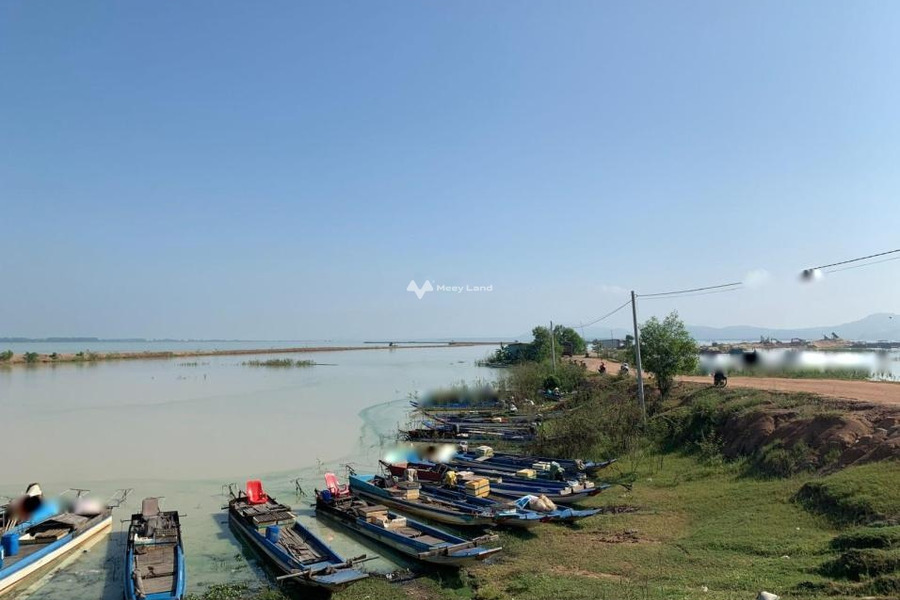 Chuyển định cư bán mảnh đất, 200m2 giá bán cực rẻ chỉ 660 triệu vị trí đẹp nằm tại Phước Ninh, Tây Ninh giá hợp lý-01