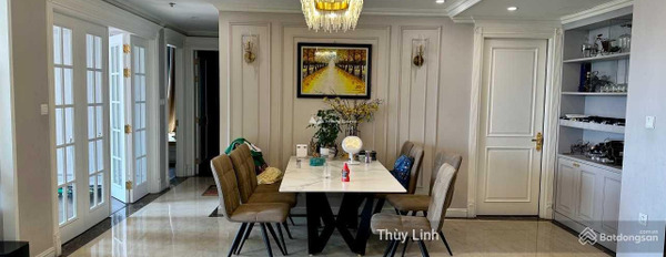 Diện tích 142m2, bán chung cư vị trí đẹp tọa lạc trên Phạm Hùng, Mễ Trì, trong căn hộ bao gồm có 4 PN, 3 WC tiện ích bao phê-02