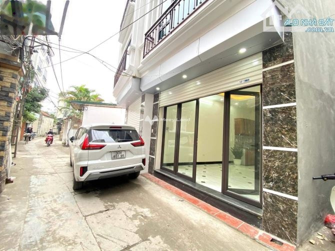 Nằm ở Thanh Trì, Hà Nội bán nhà bán ngay với giá đặc biệt từ 4.2 tỷ tổng quan nhà thì gồm có 4 phòng ngủ-01
