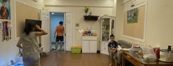 Vị trí tốt ở Phùng Hưng, Hà Nội, bán chung cư, hướng Tây - Bắc, trong căn hộ này gồm 2 phòng ngủ, 2 WC vào ở ngay-02