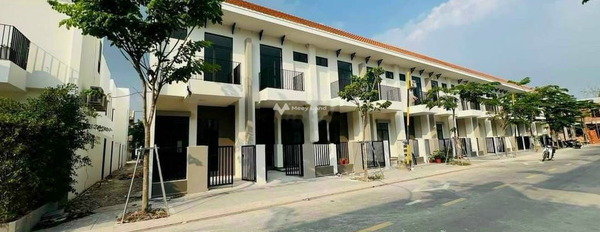 Vị trí đẹp tọa lạc ngay trên Chánh Phú Hòa, Bình Dương bán nhà bán ngay với giá mua liền từ 580 triệu căn nhà này 2 PN 2 WC-03