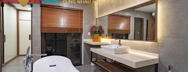 Bán biệt thự cực đẹp đường Bùi Tá Hán, 250m2-03