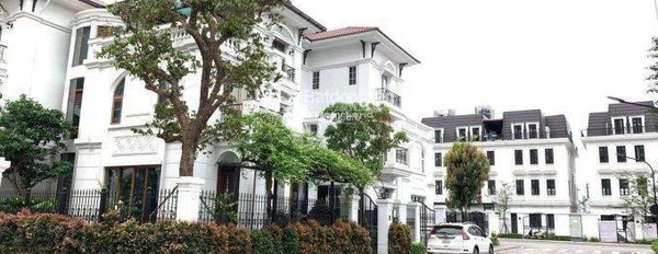 Ở giữa Embassy Garden, bán liền kề mặt tiền nằm ngay Bắc Từ Liêm, Hà Nội bán ngay với giá cực kì tốt 84 tỷ có diện tích 240m2, hướng Nam-03