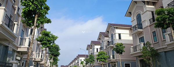 Diện tích tiêu chuẩn 135m2, bán biệt thự vị trí đặt ngay ở Từ Sơn, Bắc Ninh, hướng Nam, tổng quan bao gồm có 4 PN, 4 WC ban công view đẹp-03