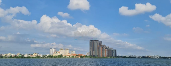 Apartment facing West Lake - 55m2 - fully furnished - 500USD -02