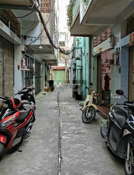 Mặt tiền tọa lạc tại Quận 11, Hồ Chí Minh bán nhà bán ngay với giá khởi đầu từ 4 tỷ trong nhà nhìn chung có tổng 2 phòng ngủ 3 WC-01