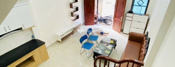 Tổng quan nhà có tổng cộng 3 phòng ngủ bán nhà giá bán công khai 3.25 tỷ có diện tích chung 30m2 vị trí mặt tiền tại Quang Trung, Hà Nội-02