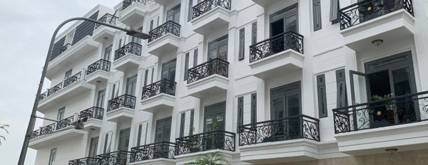 Bán gấp nhà 5 tầng có thang máy đường Hà Huy Giáp, phường Thạnh Lộc, quận 12-03