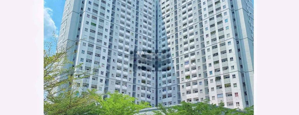 Diện tích 59m2, cho thuê chung cư giá thuê quy định chỉ 4 triệu/tháng ở Nguyễn Văn Linh, Quận 8, trong căn hộ có tổng 2 PN, 2 WC khu vực đông đúc-03