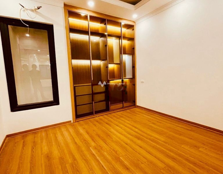 Nhà 4 phòng ngủ bán nhà ở có diện tích rộng 49m2 bán ngay với giá thực tế từ 4.09 tỷ ngay Thạch Bàn, Hà Nội-01