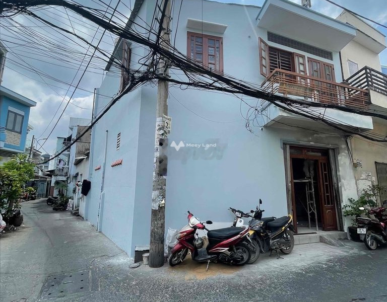 Vị trí thuận lợi tọa lạc tại Bình Tân, Hồ Chí Minh cho thuê nhà thuê ngay với giá hạt dẻ 9 triệu/tháng, trong nhà nhìn chung có tổng 3 PN, 2 WC-01