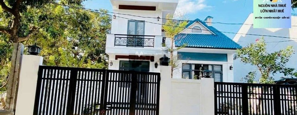 Thủy Xuân, Thừa Thiên Huế, cho thuê nhà, thuê ngay với giá từ 6 triệu/tháng với diện tích là 200m2, căn nhà gồm 3 PN bãi đậu xe rộng-02