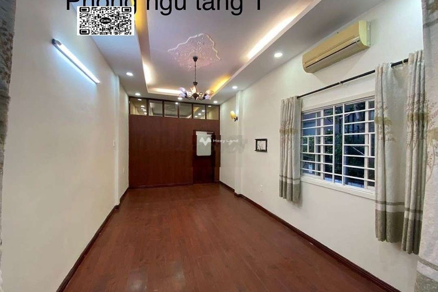 Diện tích chuẩn 45m2, cho thuê nhà ở vị trí mặt tiền gần Phú Nhuận, Hồ Chí Minh, trong nhà tổng quan bao gồm 1 phòng ngủ, 1 WC pháp lý nhanh-01