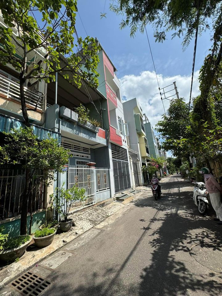 Bán nhà mặt phố thành phố Quy Nhơn tỉnh Bình Định giá 4.29 tỷ-1
