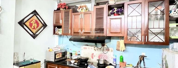 Bán nhà có diện tích gồm 49m2 mặt tiền nằm ở Thịnh Liệt, Hoàng Mai bán ngay với giá cực sốc chỉ 6.3 tỷ nhà tổng quan có 3 PN-02