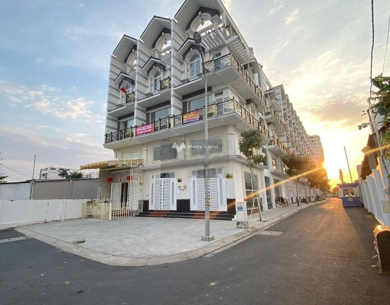 Tổng diện tích là 85m2, cho thuê nhà ở vị trí đẹp tọa lạc ngay ở An Lạc, Hồ Chí Minh, ngôi nhà bao gồm 4 PN liên hệ ngay để được tư vấn-01
