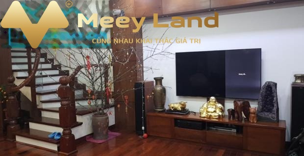 Diện tích 185 m2, bán biệt thự vị trí đặt ở trung tâm Hồ Tùng Mậu, Bắc Từ Liêm, tổng quan ngôi nhà này gồm 4 PN nhà view bao đẹp-01