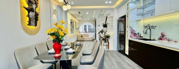 Tổng quan trong nhà 12 phòng ngủ, cho thuê nhà ở diện tích chung 84m2 giá thuê cực kì tốt 35 triệu/tháng vị trí mặt tiền nằm ở Bàu Bàng, Tân Bình-03