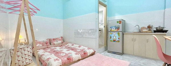 Chung cư 1 PN, cho thuê căn hộ vị trí mặt tiền nằm ở Phú Trung, Tân Phú, tổng quan có tổng cộng 1 phòng ngủ, 1 WC khu vực đông đúc-02