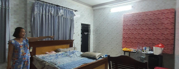 Căn này có 4 phòng ngủ, cho thuê nhà, giá thuê liền 21 triệu/tháng Có tổng diện tích 120m2 mặt tiền tọa lạc ngay Chế Lan Viên, Hồ Chí Minh-03