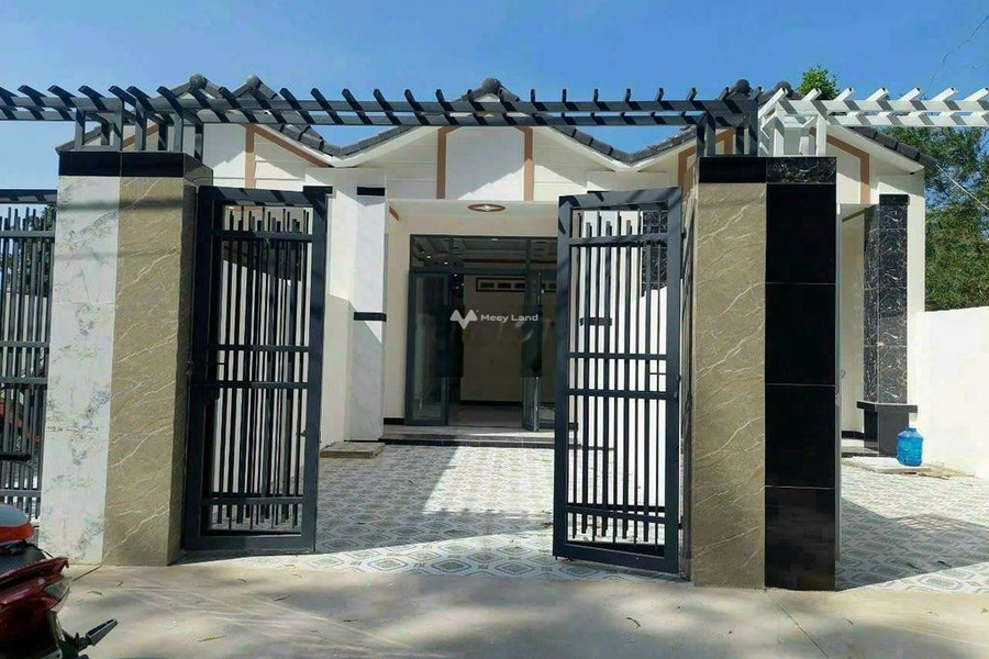 Nhà gồm 2 PN bán nhà ở diện tích 112m2 bán ngay với giá phải chăng từ 1 triệu vị trí đặt ngay Trường Tây, Tây Ninh-01