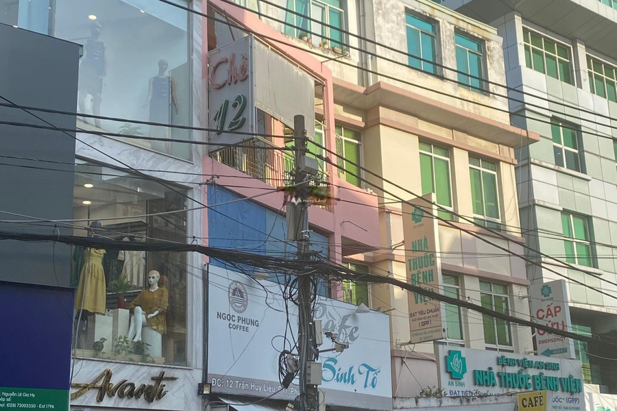 Ngay ở Trần Huy Liệu, Phú Nhuận bán nhà tổng quan nhà này thì gồm 3 phòng ngủ 3 WC-01