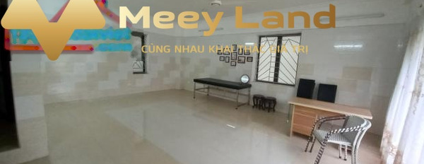Tại Nguyễn Văn Linh, Vĩnh Niệm, cho thuê nhà, vào ở ngay giá công khai 15 triệu/tháng có một dt 300 m2, căn này gồm 10 phòng ngủ nội thất hiện đại-03