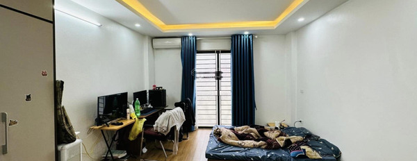 Vị trí thuận lợi tọa lạc gần Mỹ Đình, Hà Nội bán nhà bán ngay với giá sang tên chỉ 5.7 tỷ trong căn này bao gồm 3 phòng ngủ 4 WC-02