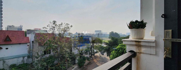 Hướng Đông, bán nhà diện tích khoảng 80m2 vị trí đặt ở trung tâm Quận 6, Hồ Chí Minh bán ngay với giá cực rẻ 7.9 tỷ trong nhà nhìn chung có 6 PN, 6 WC-02