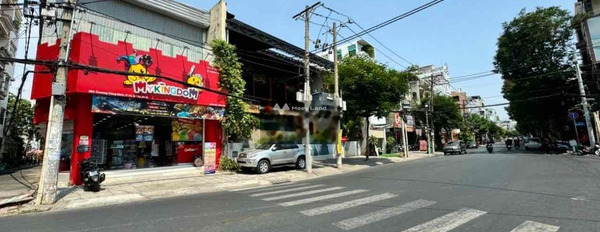 Bán nhà đường Văn Chung,P.13,dt 5x24m,dtcn 120m2. -02
