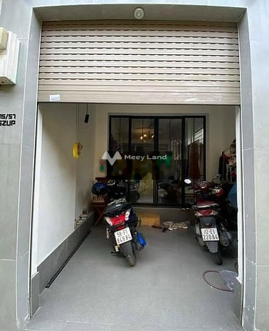 DT 120m2 bán nhà ở mặt tiền nằm tại Quận 3, Hồ Chí Minh nhà bao gồm 3 PN 3 WC giá tốt nhất
