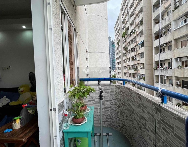 Căn hộ 2 phòng ngủ, bán căn hộ hướng Nam vị trí thuận lợi nằm tại Phường 19, Hồ Chí Minh, căn hộ này có tổng 2 PN, 1 WC pháp lý nhanh-01
