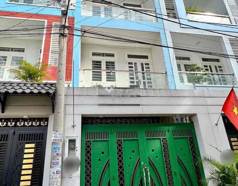 Có tổng diện tích 64m2, cho thuê nhà ở ngay Đường Số 22, Hồ Chí Minh, hướng Đông Nam, ngôi nhà này bao gồm 4 PN, 6 WC giá rẻ bất ngờ-01